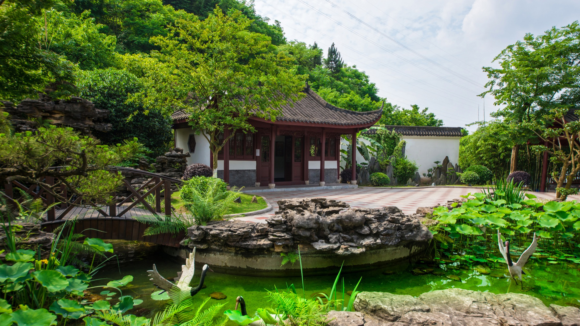 Modern Retreat landscape project in Portland, OR